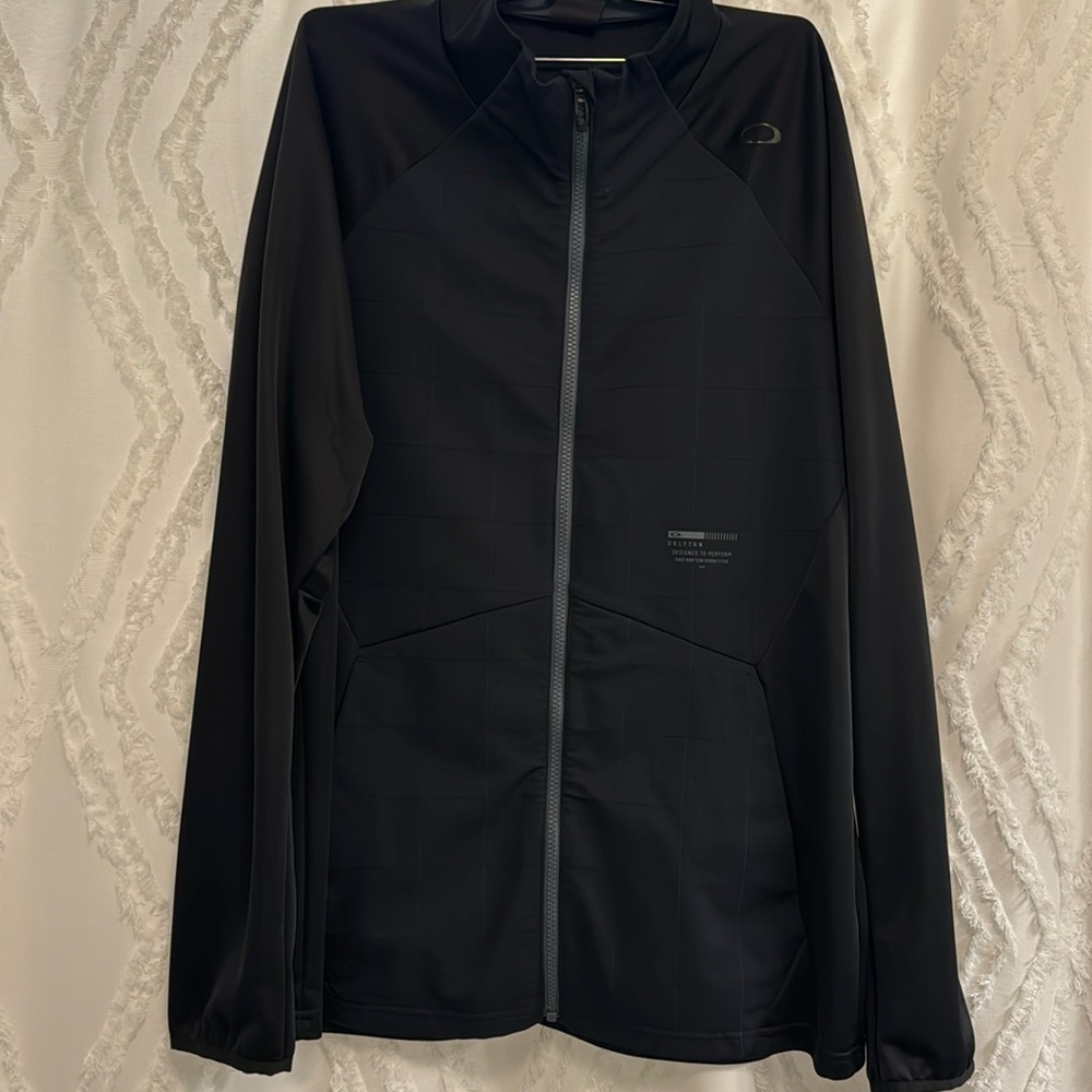 Oakley Performance Fit Layer